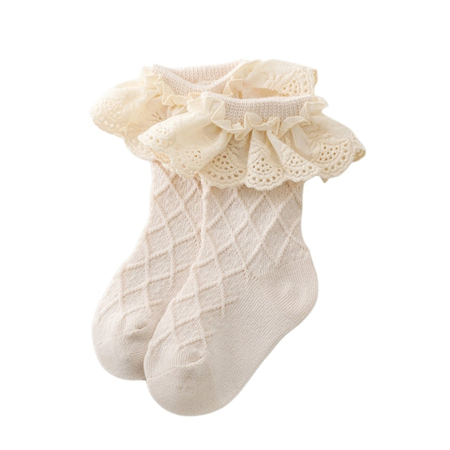 RUFFLE ANKLE SOCKS
