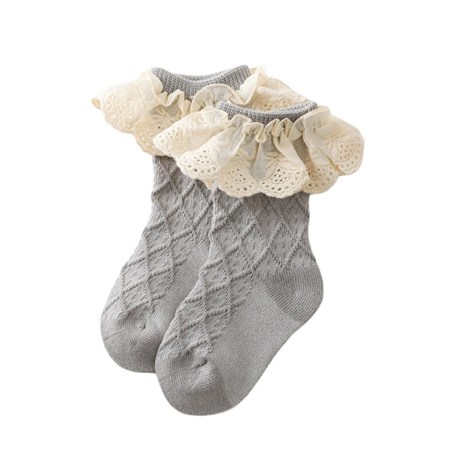RUFFLE ANKLE SOCKS